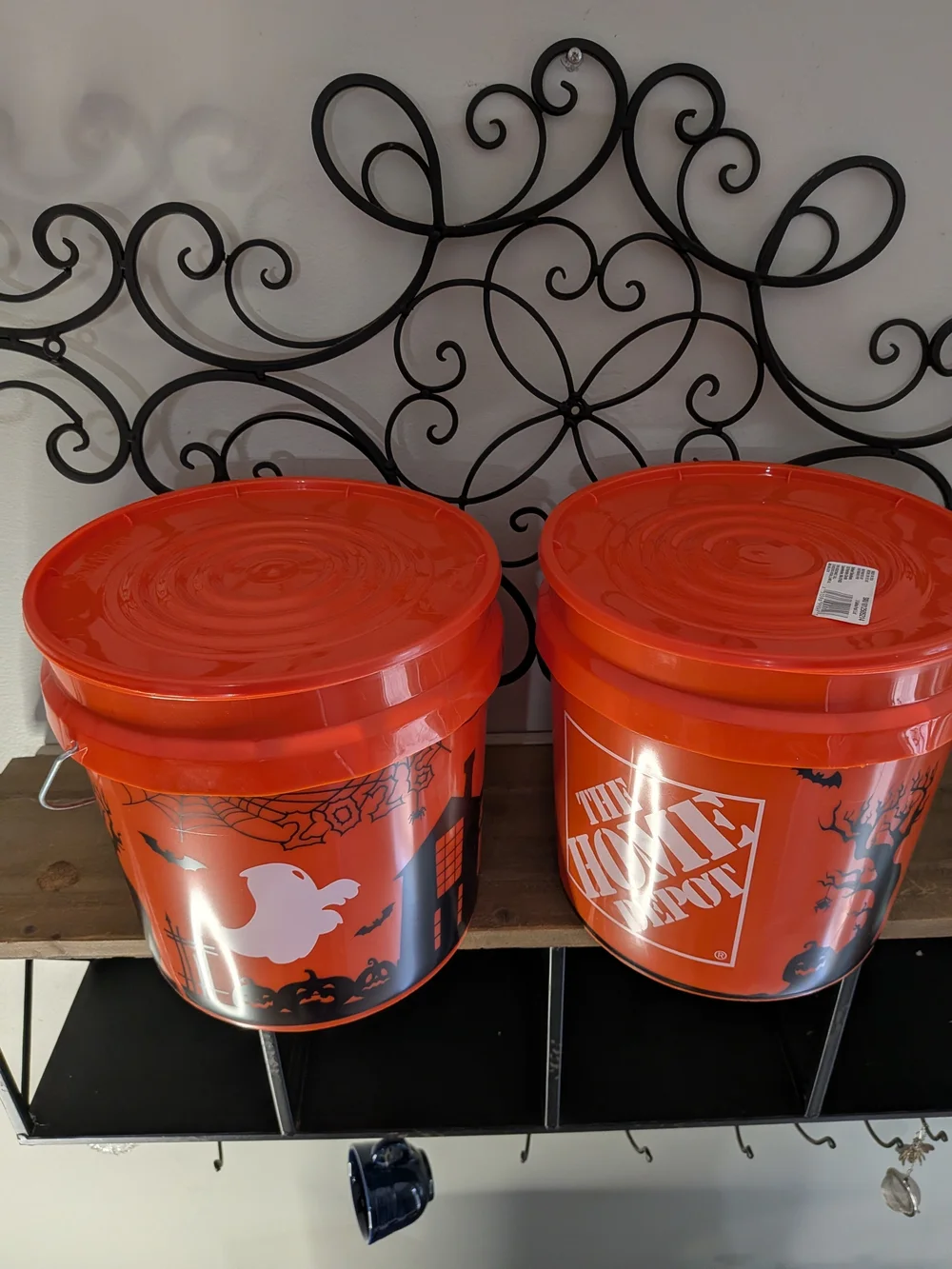 Home Depot Halloween 2 Gallon Buckets w/ Lids Set of 2